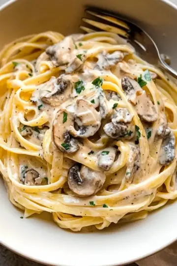 Mushroom Cream Sauce Pasta
