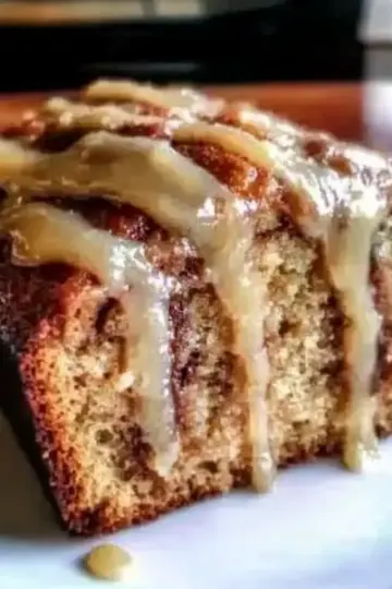 Cinnamon Roll Banana Bread