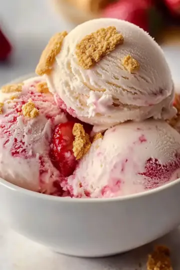 Rich Strawberry Cheesecake Gelato